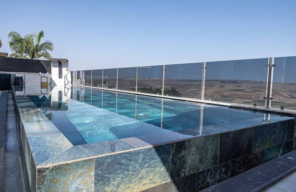 206094 מתחם חיצוני, וילה אלטה לוקס יוקרה, וילה  ביבנאל וילות - Vila 4 U