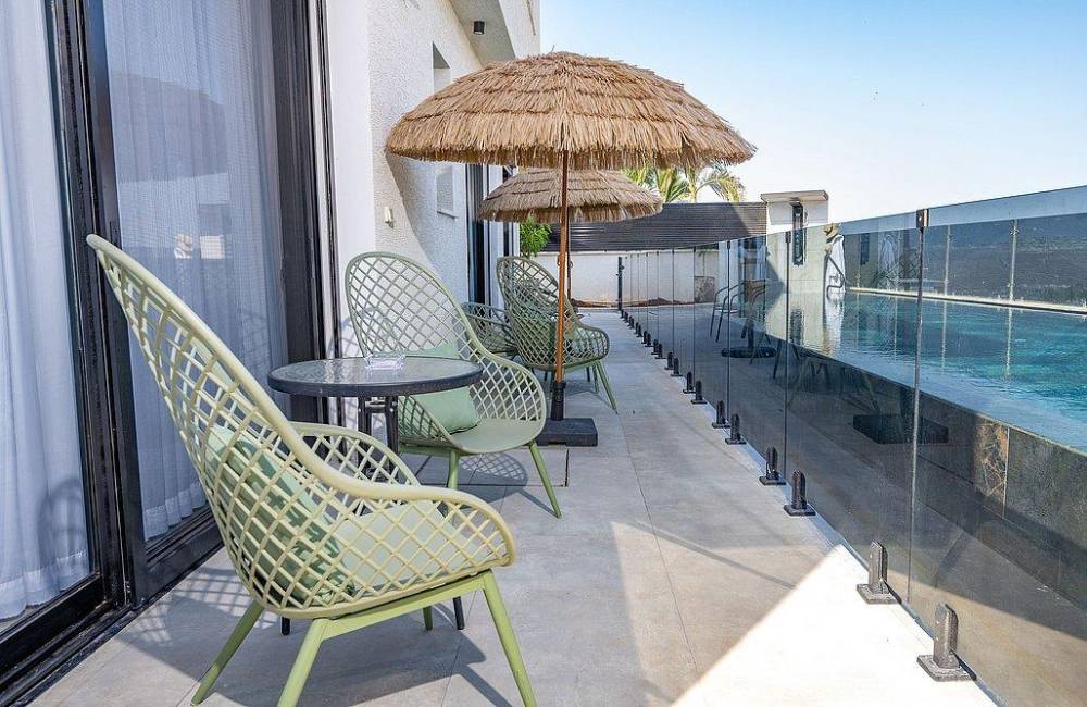 206099 מתחם חיצוני, וילה אלטה לוקס יוקרה, וילה  ביבנאל וילות - Vila 4 U