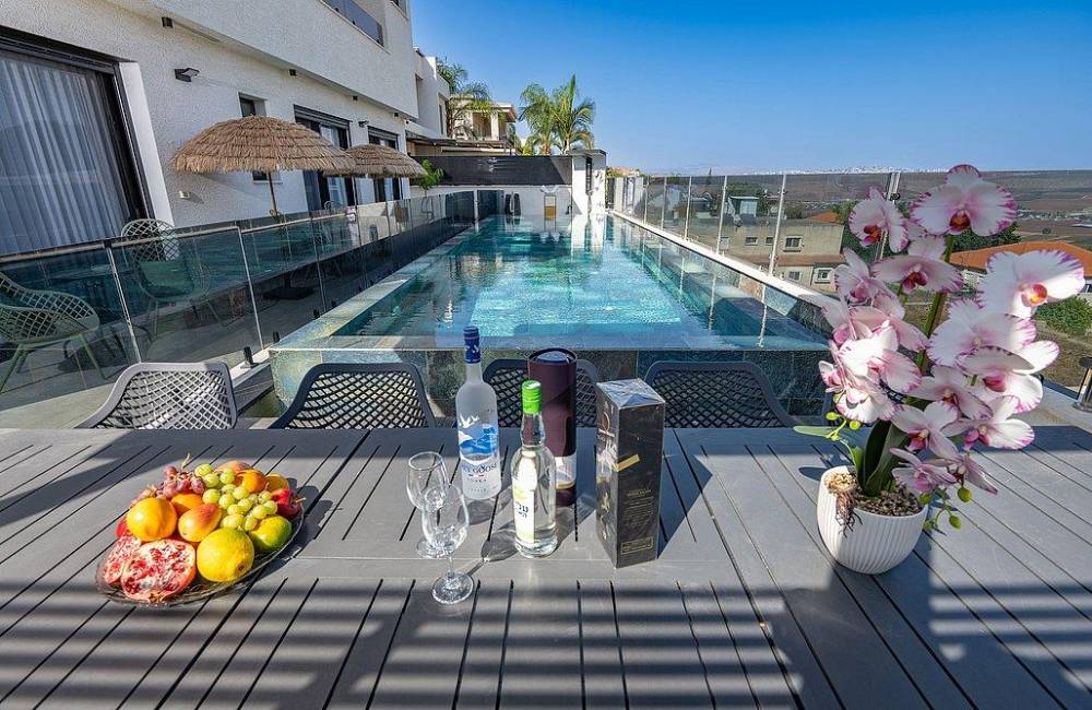 206108 מתחם חיצוני, וילה אלטה לוקס יוקרה, וילה  ביבנאל וילות - Vila 4 U