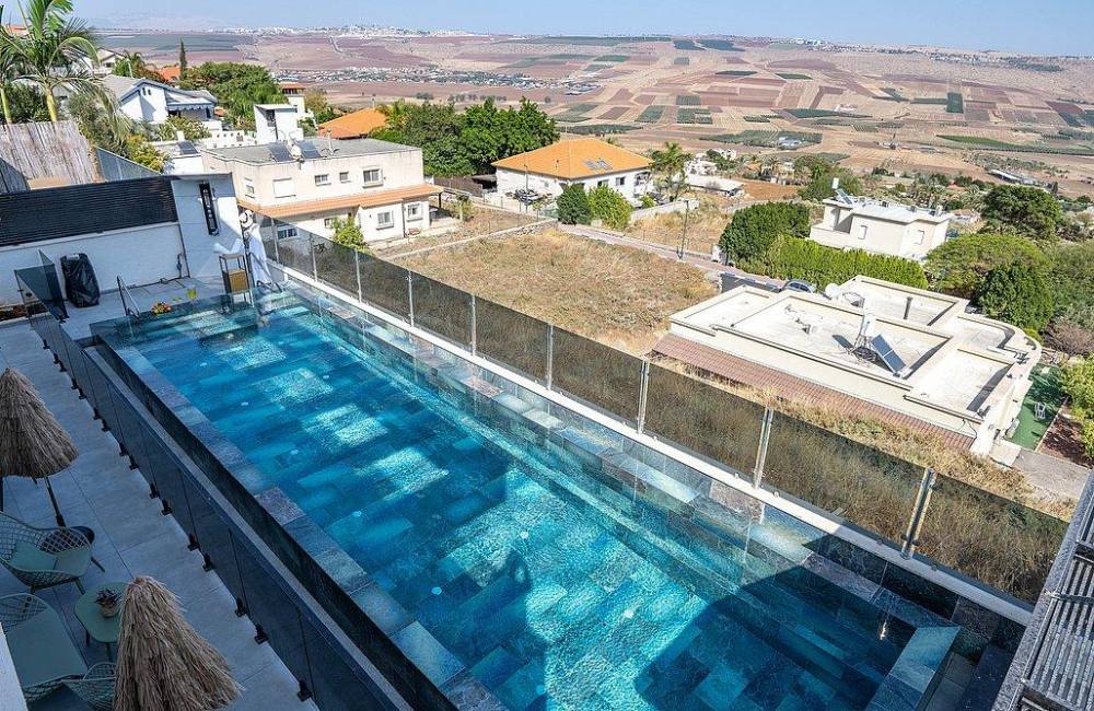 206124 מתחם חיצוני, וילה אלטה לוקס יוקרה, וילה  ביבנאל וילות - Vila 4 U