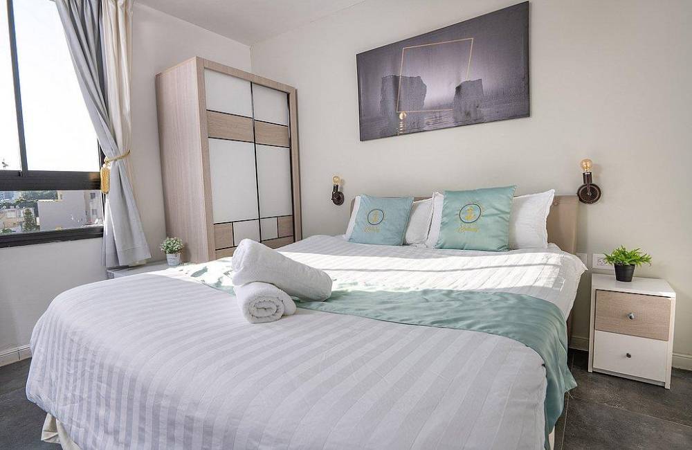 207968 הפנטהאוז, הפנטהאוז של תל אביב, וילה  בתל אביב וילות - Vila 4 U