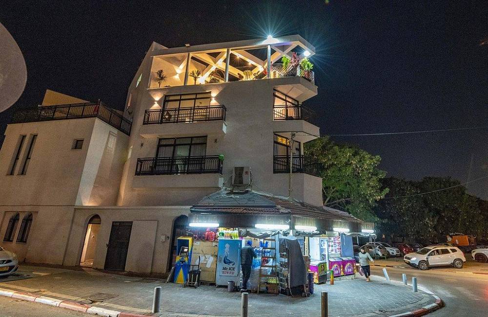 207986 הפנטהאוז, הפנטהאוז של תל אביב, וילה  בתל אביב וילות - Vila 4 U