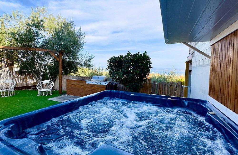 208400 גלריה כללית, וילת בית העץ במגדל, וילה  במגדל וילות - Vila 4 U