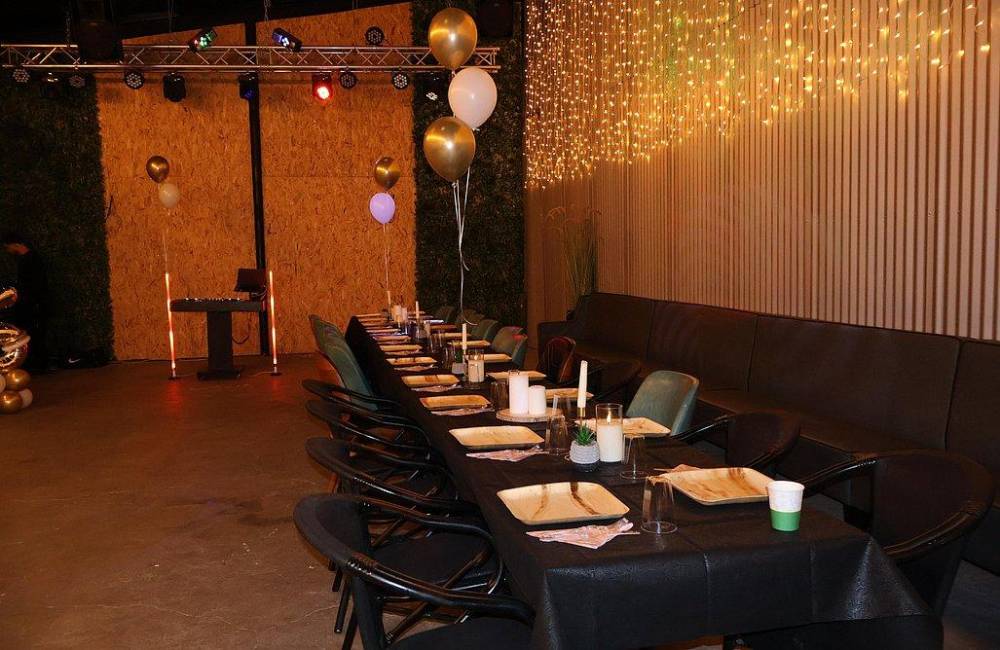 208683 Happy bar – הפי בר, Happy bar – הפי בר, וילה  בנתניה וילות - Vila 4 U