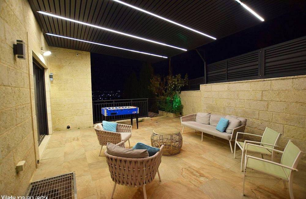 208721 חצר ונוף, וילה נווה שמואל אינדיגו, וילה  בגבעת זאב וילות - Vila 4 U
