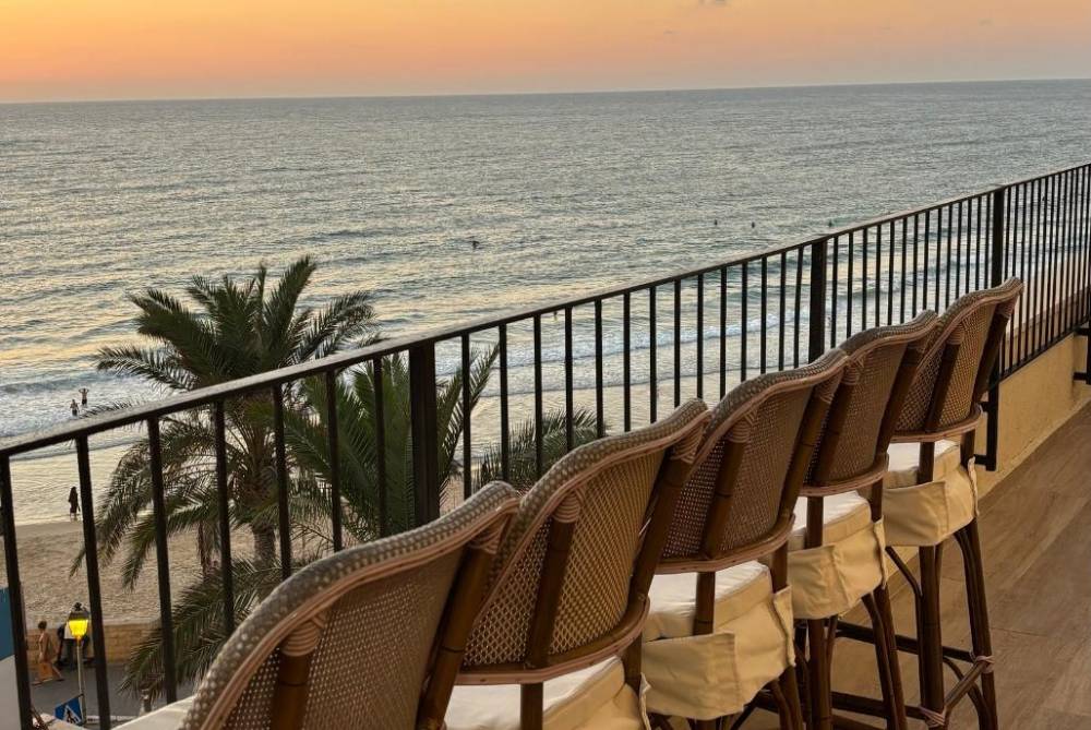 208837 כללי, גורדונס - גג על הים, וילה  בתל אביב וילות - Vila 4 U