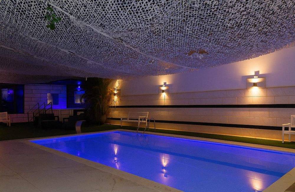 208878 מתחם חיצוני, אחוזת נאיה, וילה  במבשרת ציון וילות - Vila 4 U