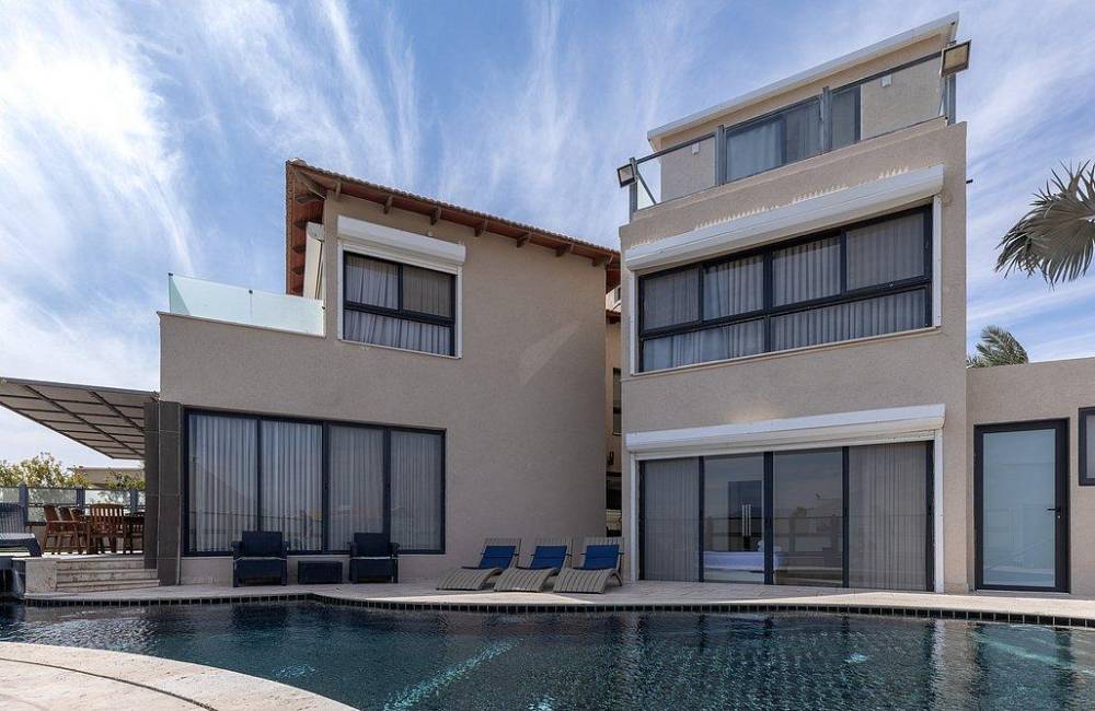 209740 גלרית חוץ, וילה דניאלה, וילה  באילת וילות - Vila 4 U