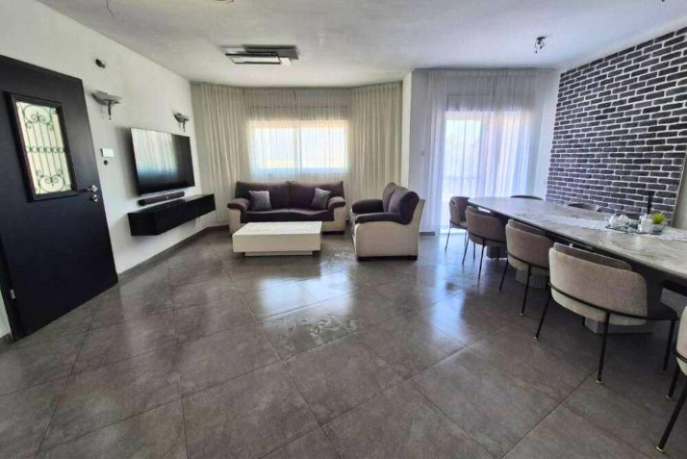 209828 אחוזת אלת הגליל, אחוזת אלת הגליל, וילה  בקרית שמונה וילות - Vila 4 U