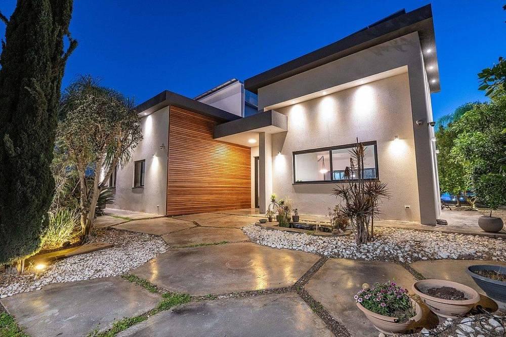 209862 המתחם בערב, וילה שירת הנחל, וילה  בשדה נחמיה וילות - Vila 4 U