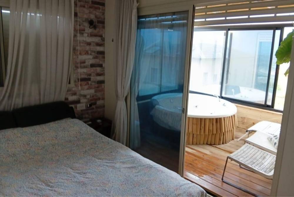 209951 גלריה כללית, סוויטת גן עדן בשרון, וילה  בכפר סבא וילות - Vila 4 U