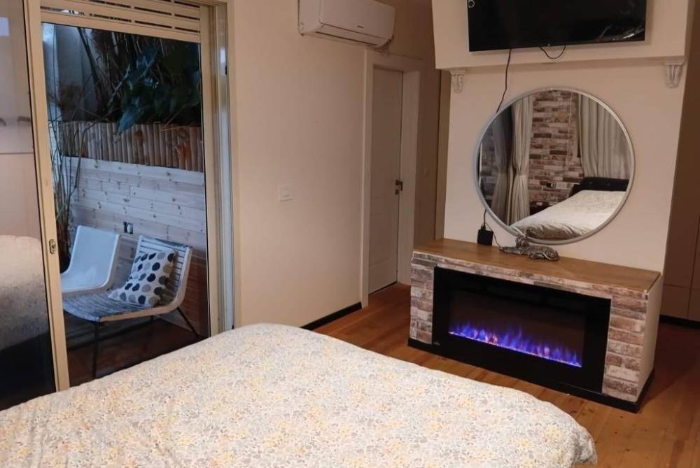 209966 גלרית פנים, סוויטת גן עדן בשרון, וילה  בכפר סבא וילות - Vila 4 U