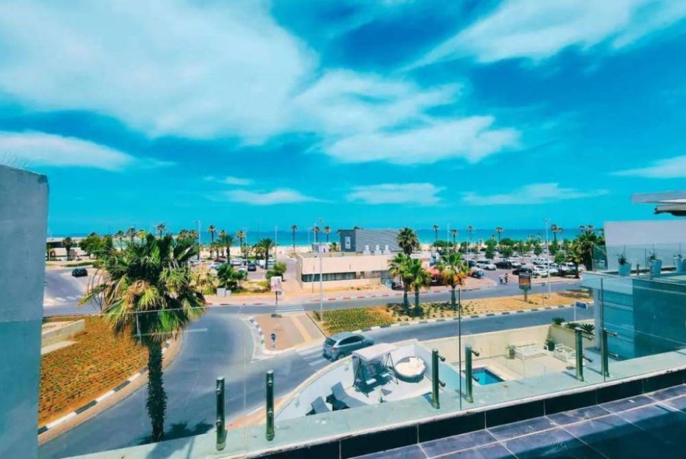 210216 מתחם חוץ, וילה לב הים, וילה  באשדוד וילות - Vila 4 U