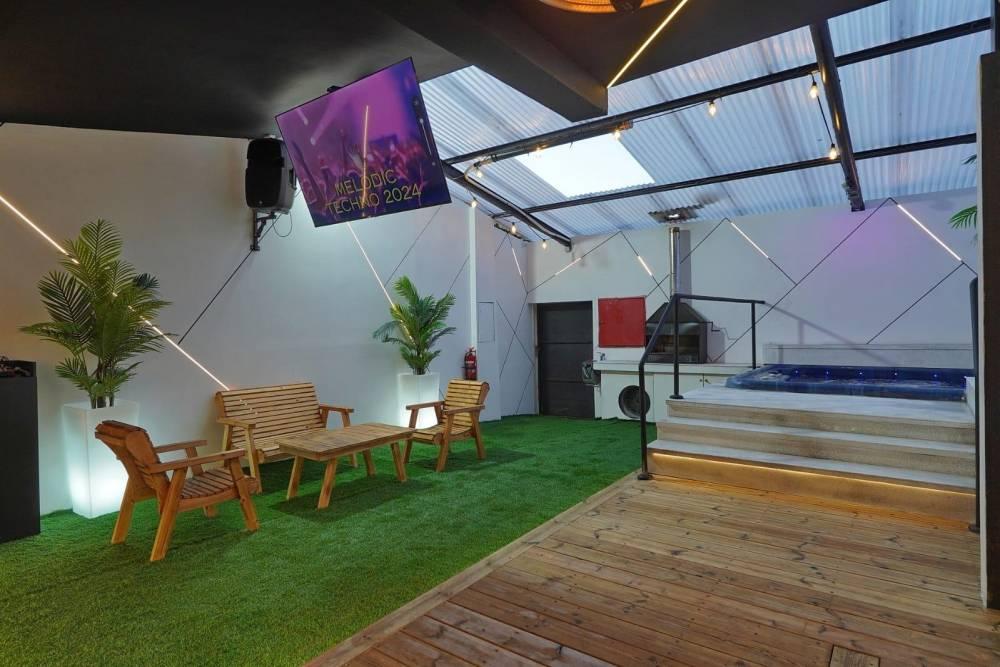 210240 מתחם חיצוני, מתחם האירוח וויט - White, וילה  בהוד השרון וילות - Vila 4 U