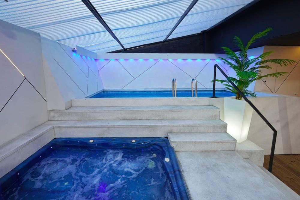 210249 מתחם חיצוני, מתחם האירוח וויט - White, וילה  בהוד השרון וילות - Vila 4 U