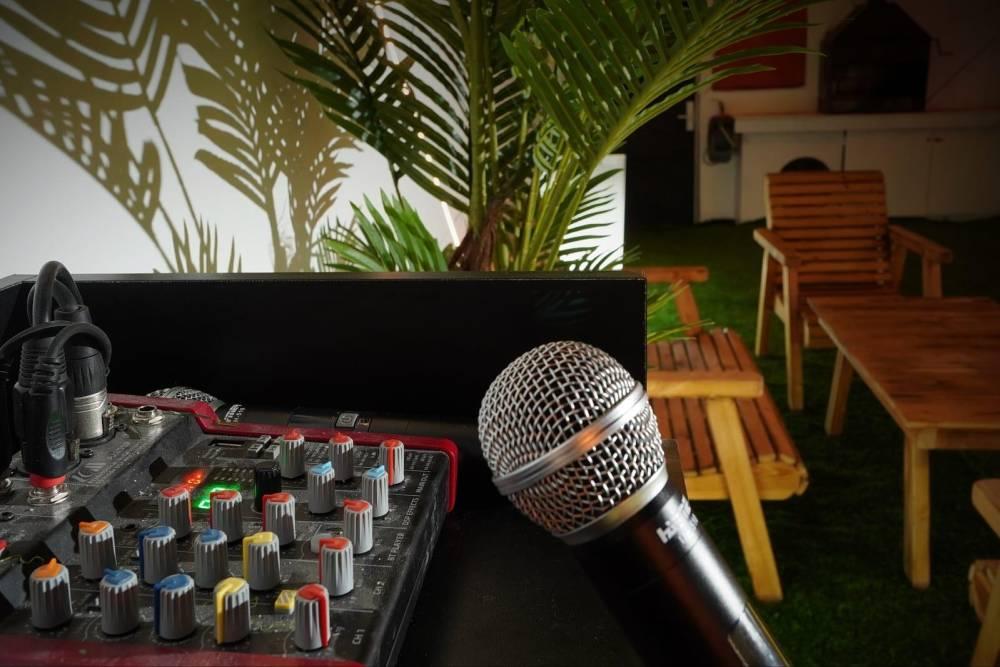 210261 פנים הלופט, מתחם האירוח וויט - White, וילה  בהוד השרון וילות - Vila 4 U