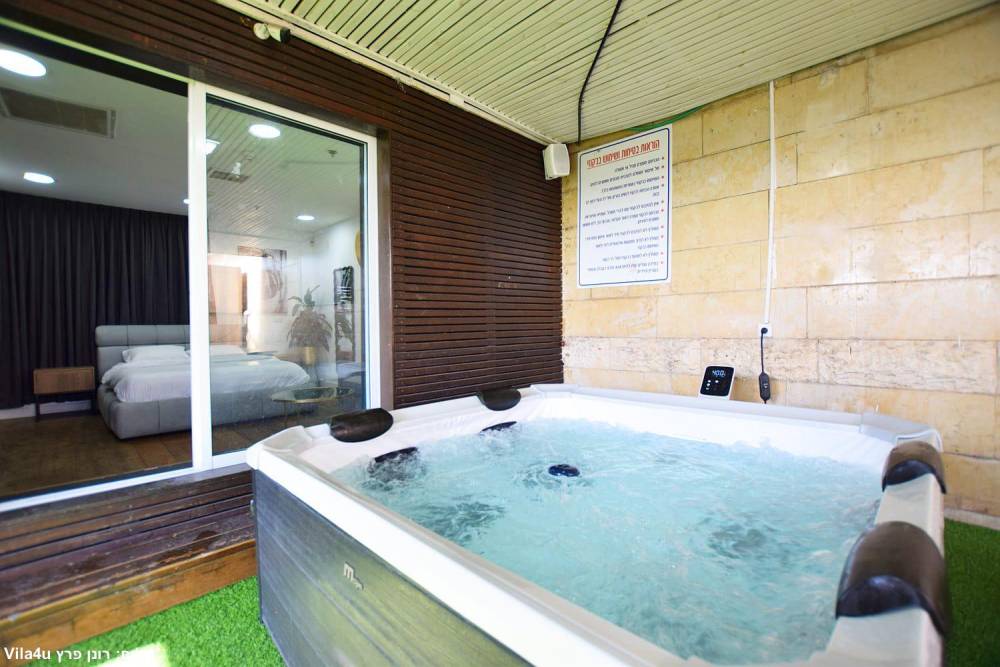 210658 אחוזת ליאן נתניה, אחוזת ליאן נתניה, וילה  בנתניה וילות - Vila 4 U