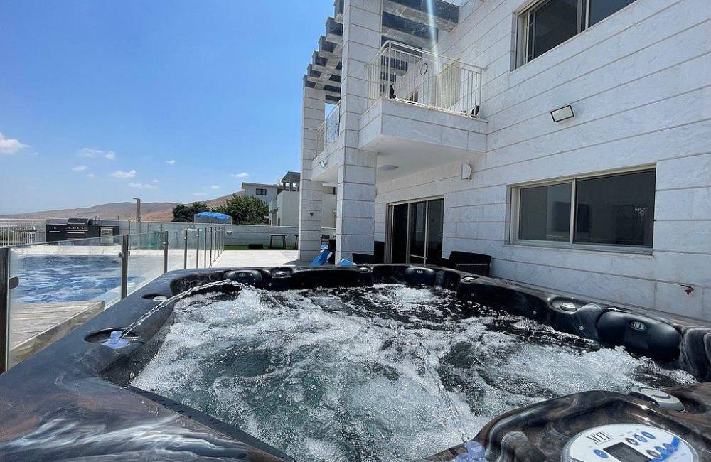 211163 וילה לבנה יבנאל, וילה לבנה יבנאל, וילה  ביבנאל וילות - Vila 4 U