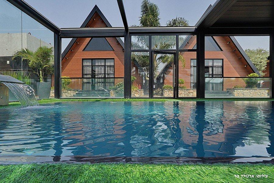 211535 גלרית חוץ, אחוזת קמפניה נירה - Campagna Nera, וילה  בירכא וילות - Vila 4 U