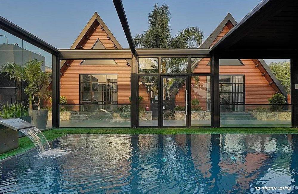 211542 גלרית חוץ, אחוזת קמפניה נירה - Campagna Nera, וילה  בירכא וילות - Vila 4 U