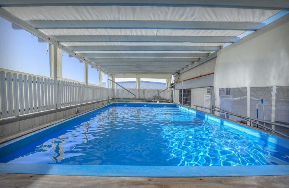 211667 כללי, קומת גג, וילה  בפתח תקווה וילות - Vila 4 U