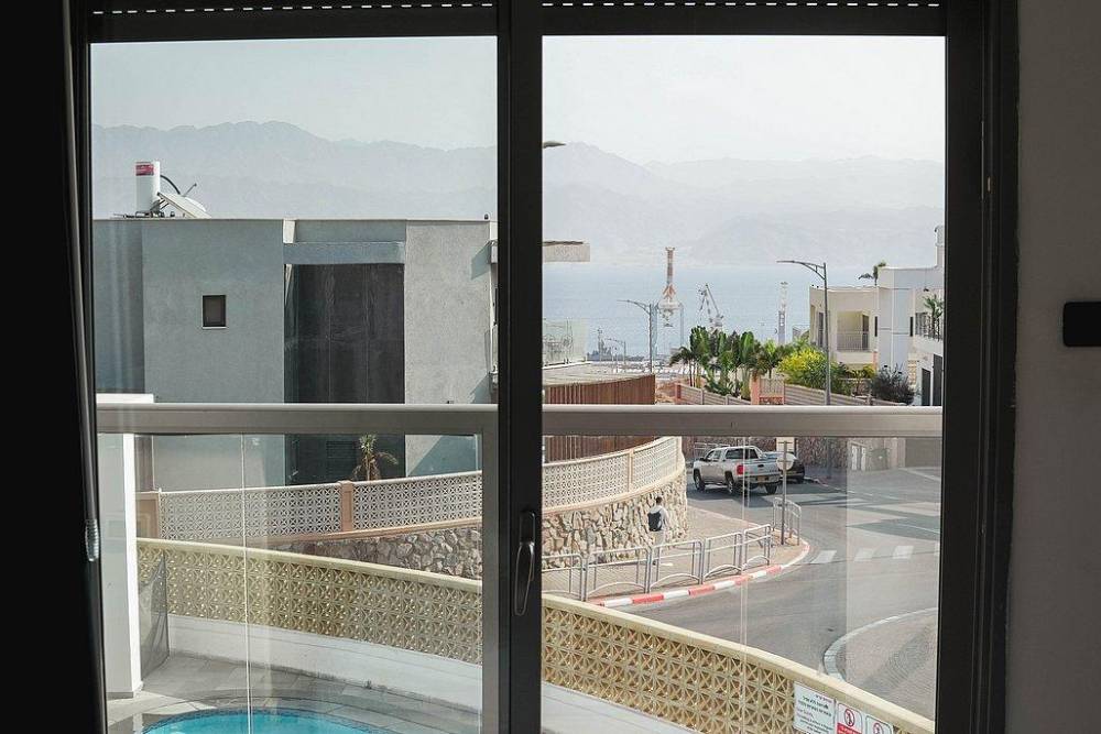 211768 מתחם פנימי, וילה פלורידה אילת, וילה  באילת וילות - Vila 4 U