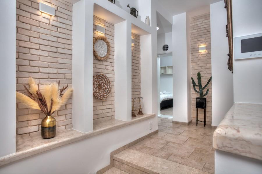 212189 גלרית פנים, וילת יוקרה - אחוזת נשרים, וילה  בספסופה וילות - Vila 4 U