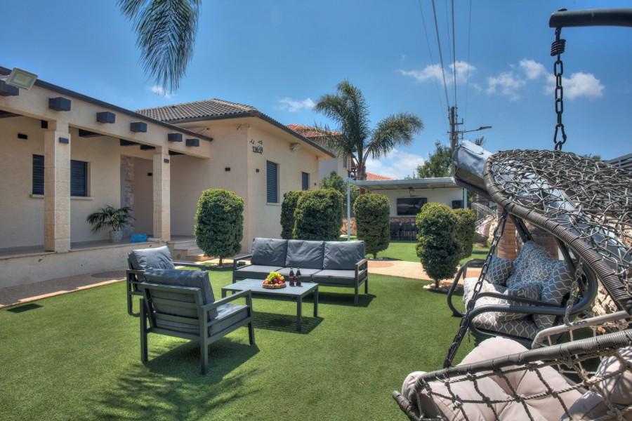 212205 גלרית חוץ, וילת יוקרה - אחוזת נשרים, וילה  בספסופה וילות - Vila 4 U