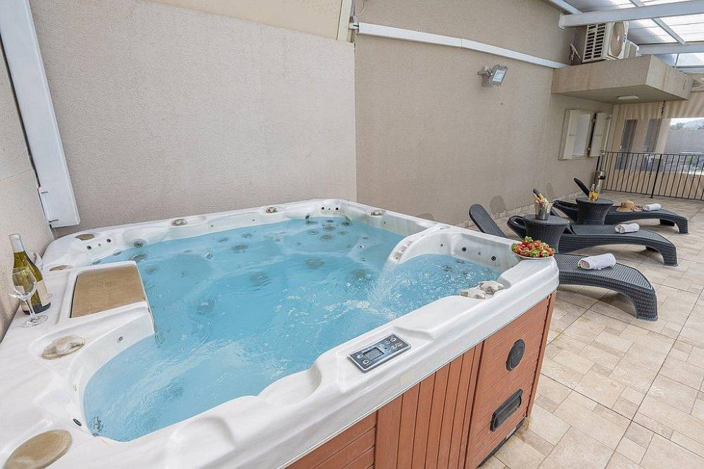 212307 גלריה כללית, אחוזת גליל, וילה  בספסופה וילות - Vila 4 U