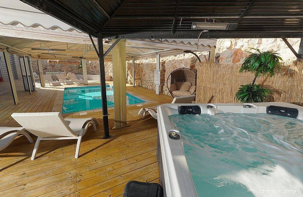 212374 וילה טופנגה, וילה קאלי, וילה  בנוף כנרת וילות - Vila 4 U