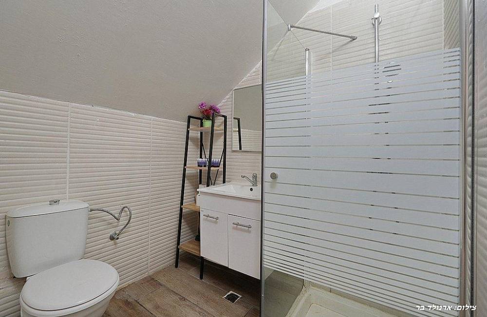 212399 גלרית פנים, וילה קאלי, וילה  בנוף כנרת וילות - Vila 4 U