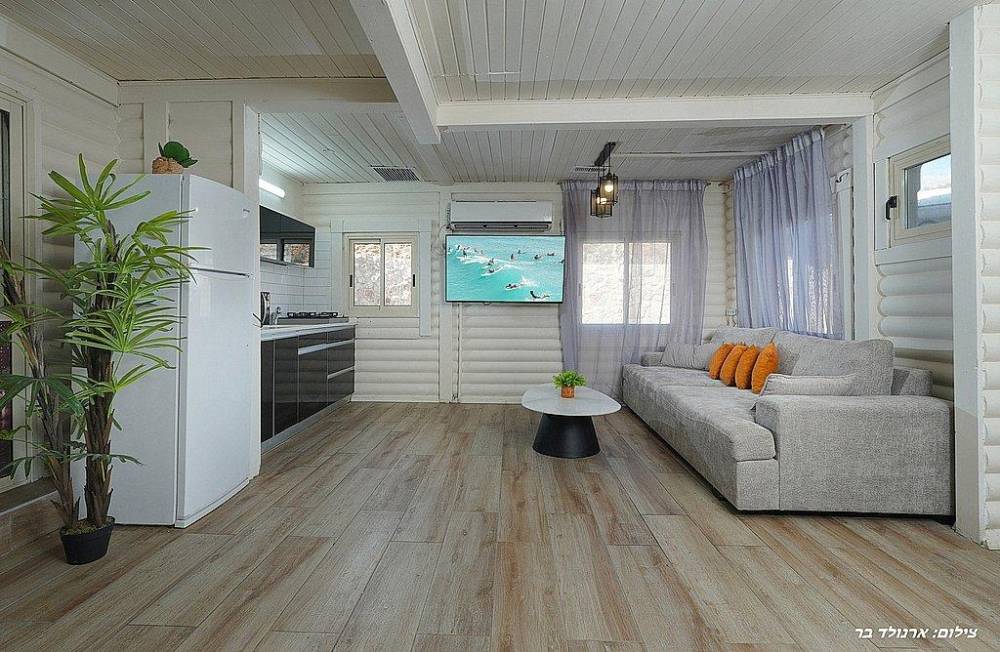 212400 גלרית פנים, וילה קאלי, וילה  בנוף כנרת וילות - Vila 4 U