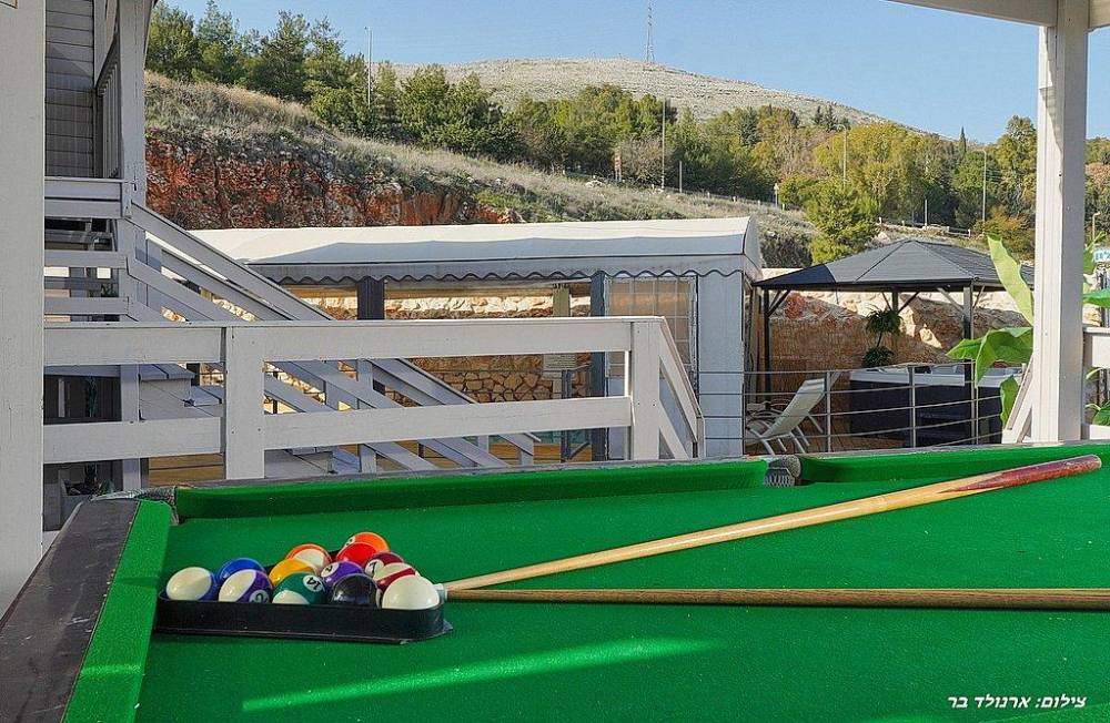 212422 גלרית חוץ, וילה קאלי, וילה  בנוף כנרת וילות - Vila 4 U