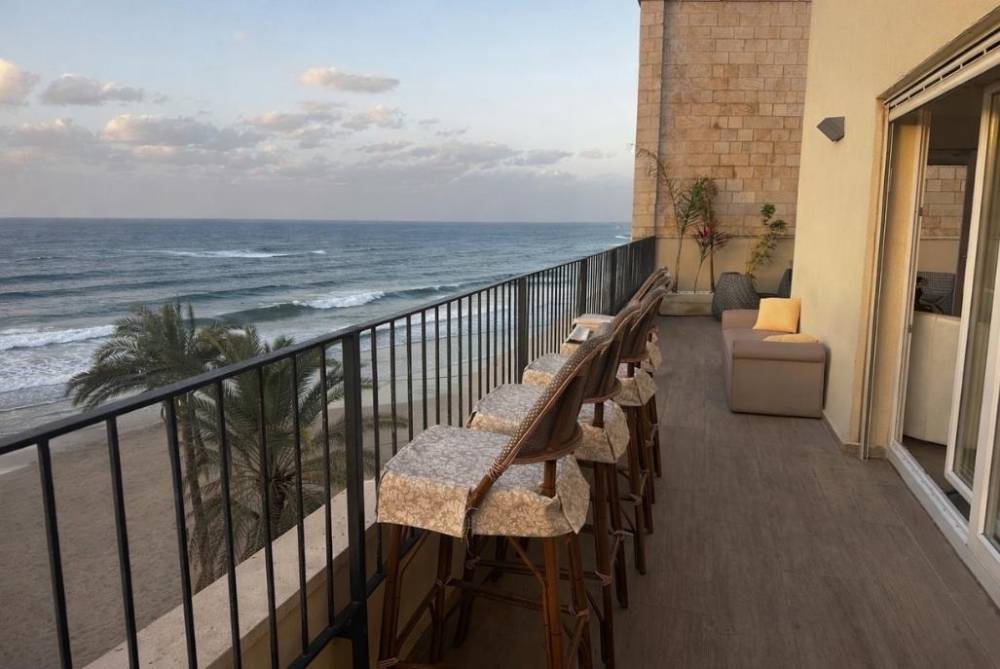 212519 כללי, גורדונס - גג על הים, וילה  בתל אביב וילות - Vila 4 U