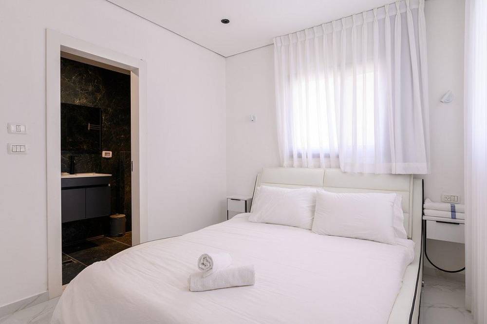 212808 גלריה כללית, וילה לה מר - La Mer, וילה  בים המלח וילות - Vila 4 U