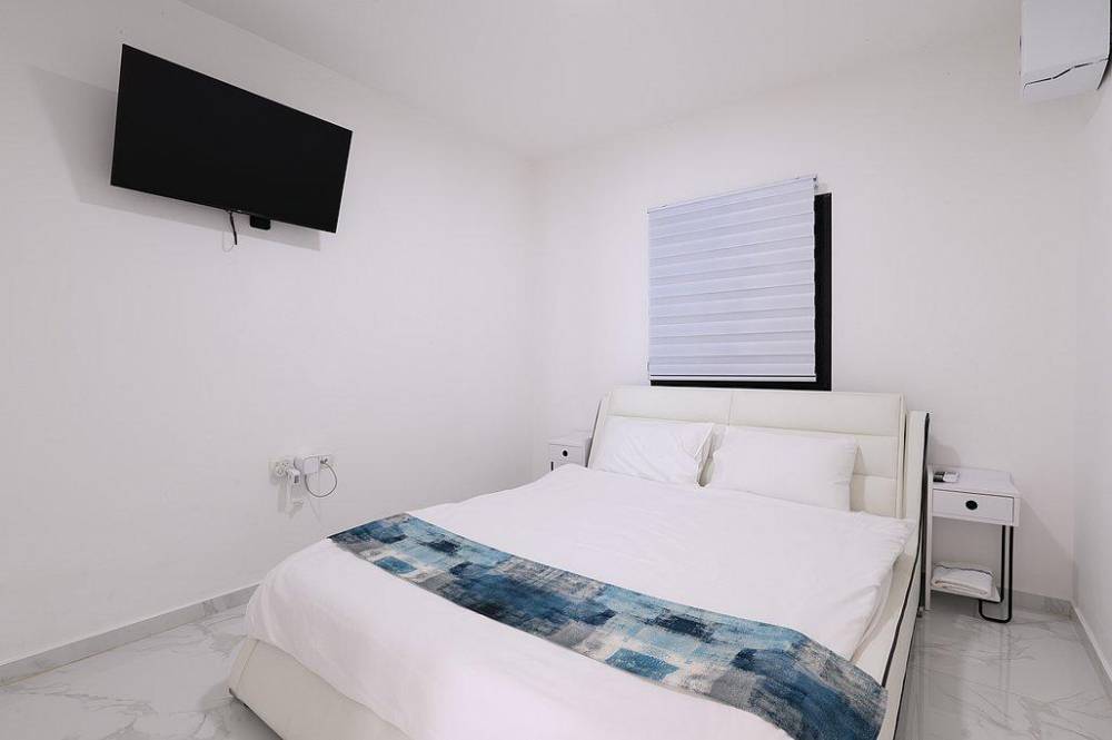 212835 גלריה כללית, וילה לה מר - La Mer, וילה  בים המלח וילות - Vila 4 U