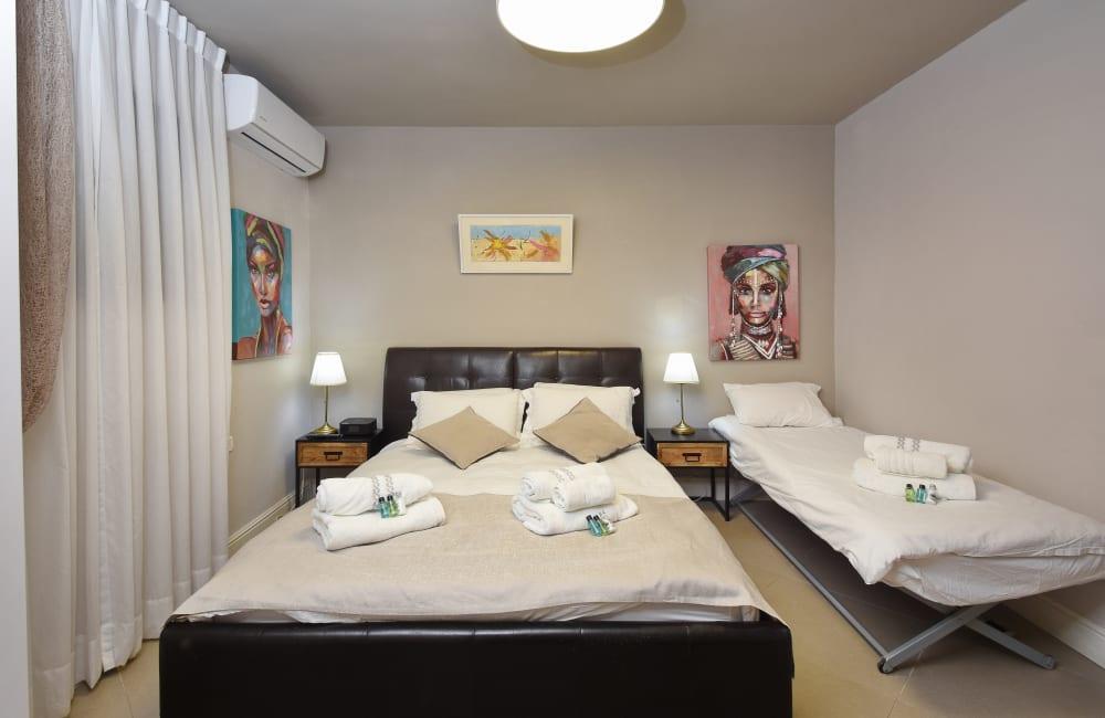 212998 גלרית פנים, וילה מצפה הוד, וילה  בפוריה כפר עבודה וילות - Vila 4 U