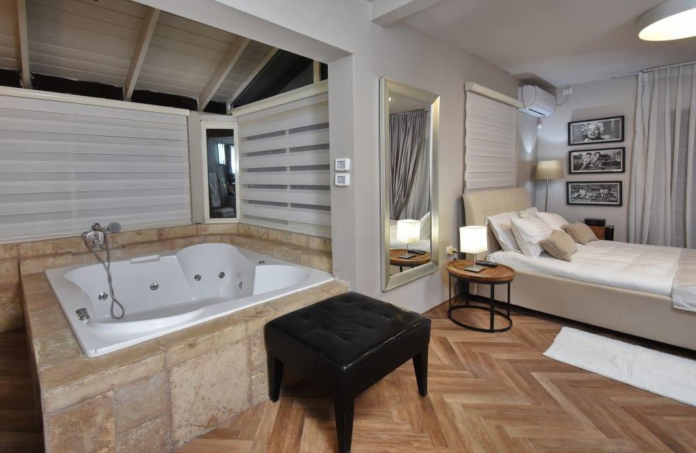 213015 גלרית פנים, וילה מצפה הוד, וילה  בפוריה כפר עבודה וילות - Vila 4 U