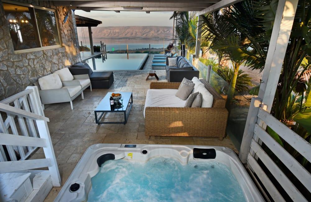 213031 גלרית חוץ, וילה מצפה הוד, וילה  בפוריה כפר עבודה וילות - Vila 4 U