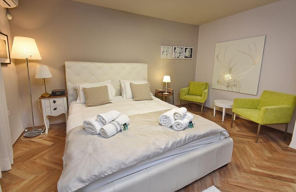 213371 גלרית פנים, וילה מצפה הוד, וילה  בפוריה כפר עבודה וילות - Vila 4 U