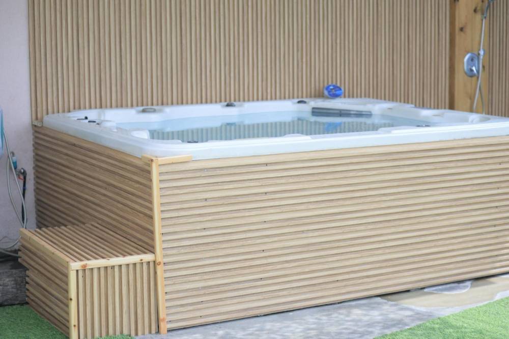 213694 מתחם חיצוני, אחוזת הר טוב, וילה  בבית שמש וילות - Vila 4 U