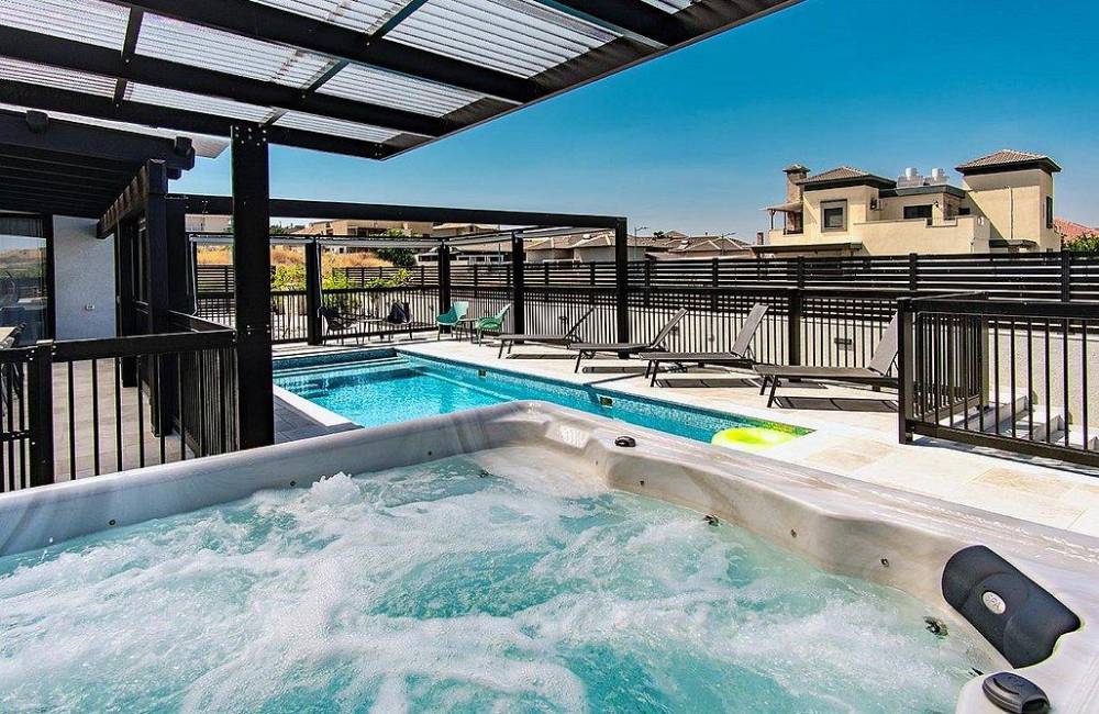 214344 גלרית חוץ, וילה מיכליס, וילה  בספסופה וילות - Vila 4 U