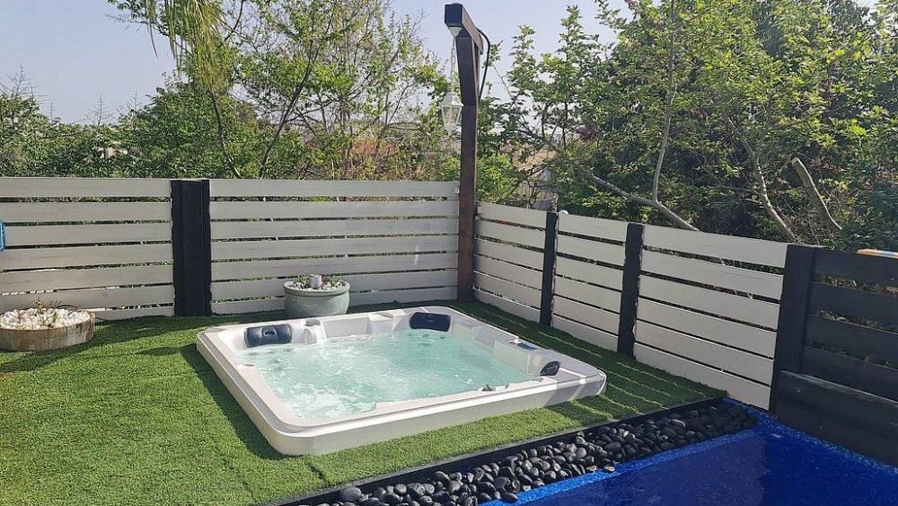 214366 גלריה כללית, וילה פיטנגו, וילה  בכפר ורדים וילות - Vila 4 U