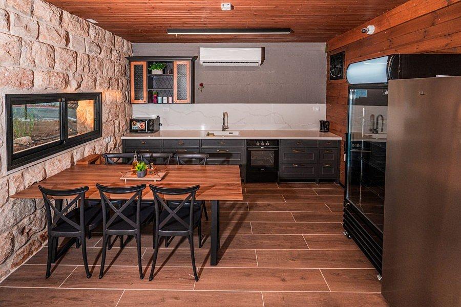 214675 גלרית פנים, אחוזת עץ הזית, וילה  בירכא וילות - Vila 4 U