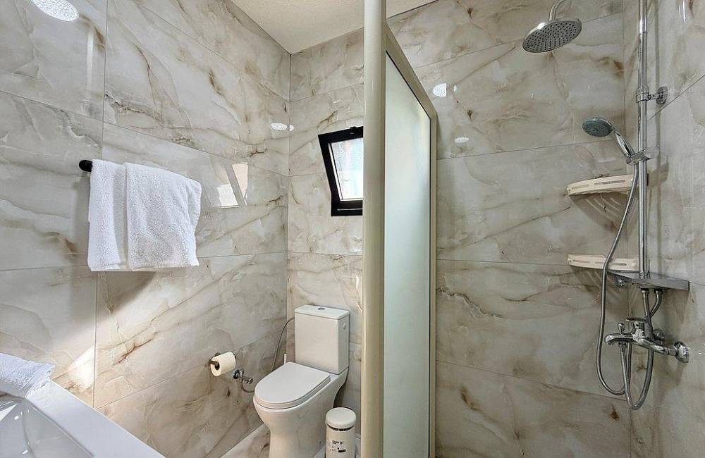 215158 גלריה כללית, וילה אדינביל בגליל, וילה  בירכא וילות - Vila 4 U