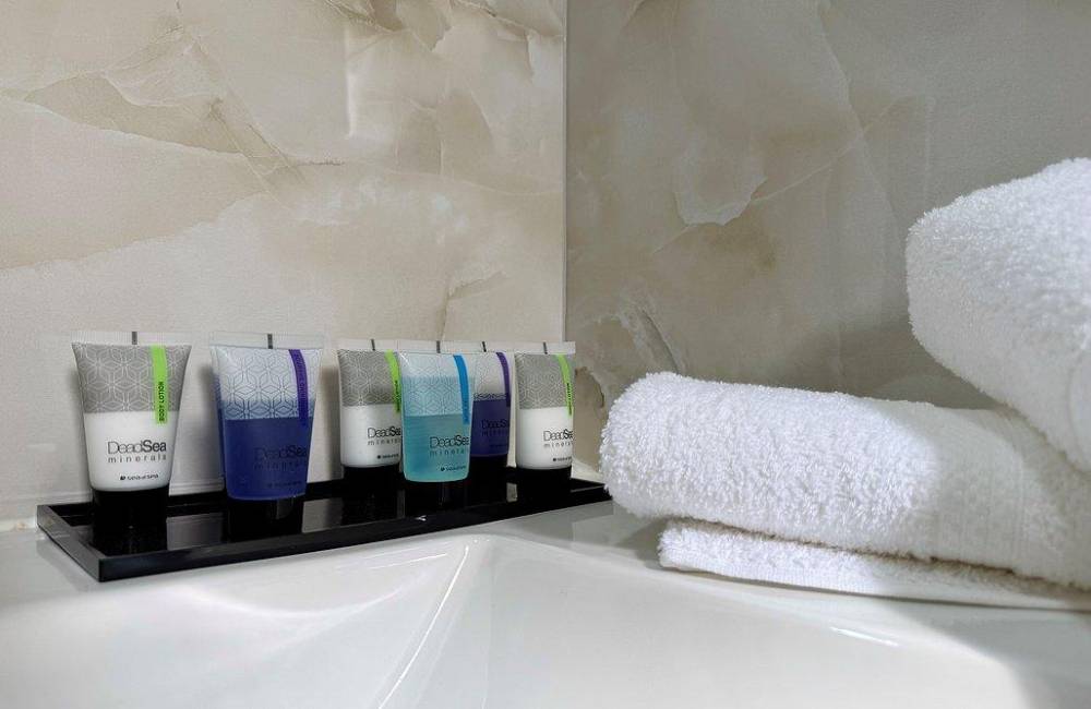 215198 גלרית פנים, וילה אדינביל בגליל, וילה  בירכא וילות - Vila 4 U