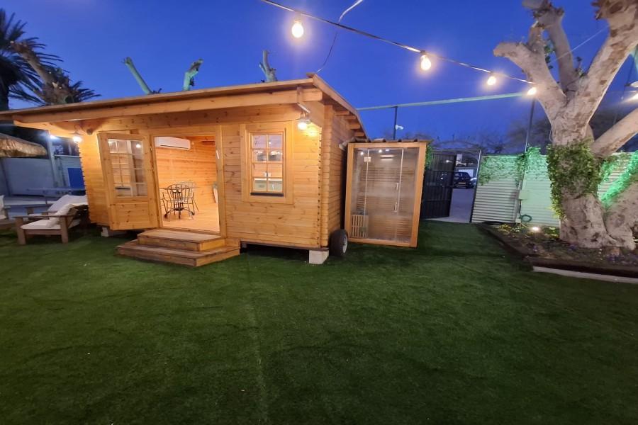 217175 יחידות אירוח עם ג'קוזי, כפר הים, וילה  בנתניה וילות - Vila 4 U