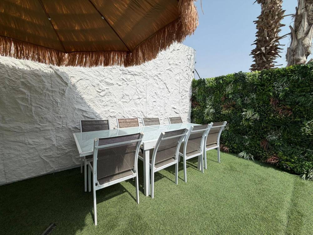 217261 המתחם החיצוני, מתחם אופוריה, וילה  באור עקיבא וילות - Vila 4 U