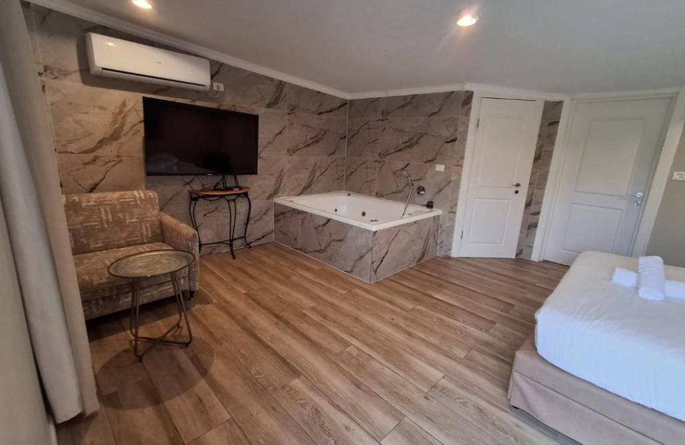 217556 גלריה כללית, כפר הים, וילה  בנתניה וילות - Vila 4 U