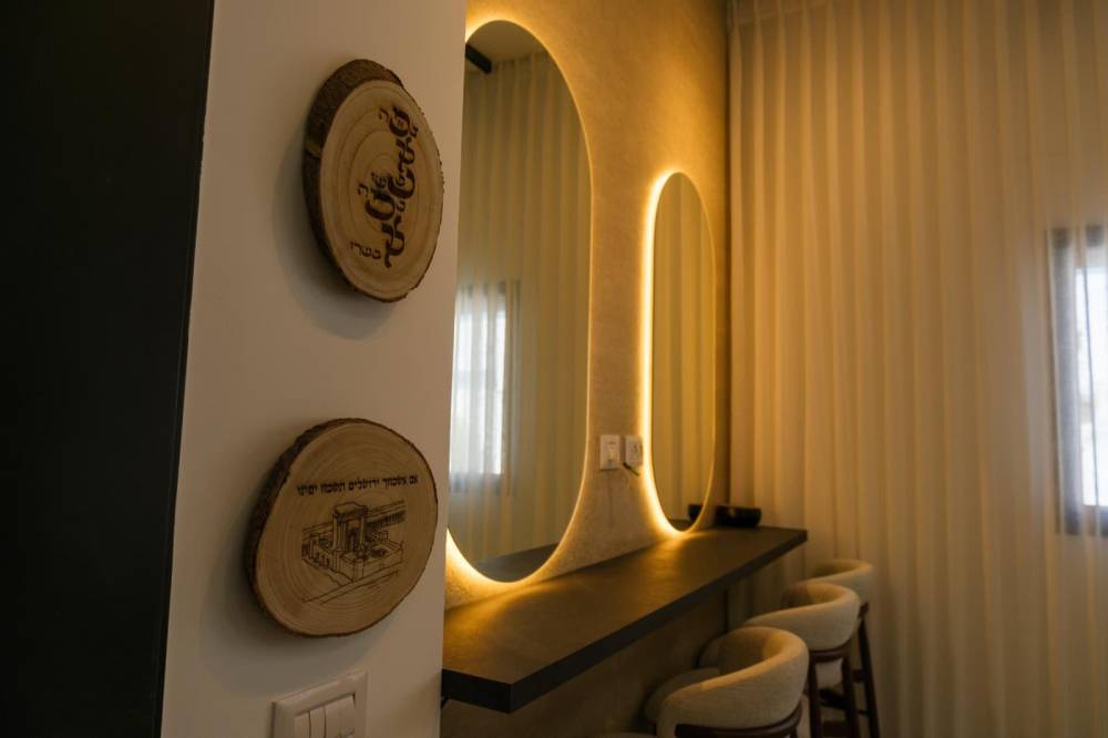 217800 גלרית פנים, וילה בל - Vila Belle, וילה  בשדה צבי וילות - Vila 4 U